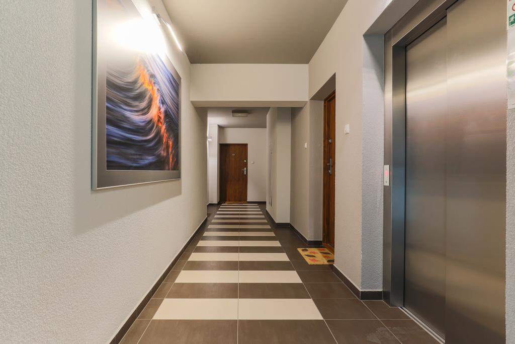 Jantar Solna Apartmán *